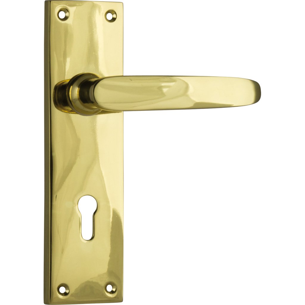 Balmoral Lever on Rectangular Plate (Door Handle Set)